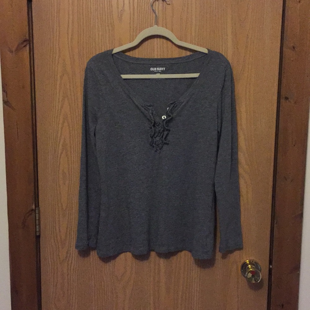 Old Navy Large tee long sleeve